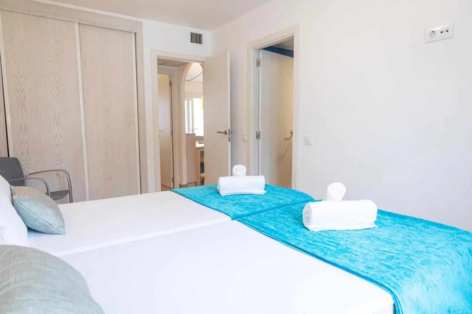 *** Aparthotel Seth Mestral & Llebeig Santo Tomas Spain